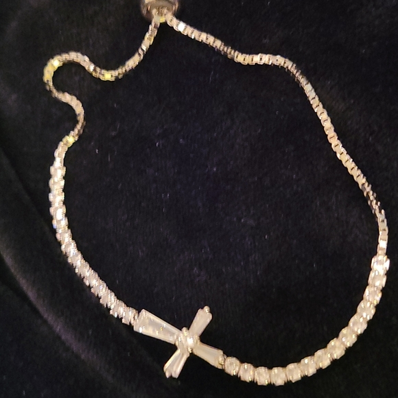 Exquisite Rachel Zoe Tennis Bracelet - Picture 8 of 15